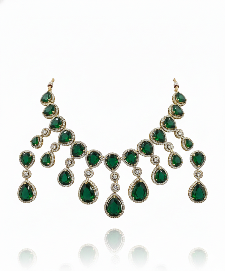 Emerald Royale Necklace & Earring Set - Image 3