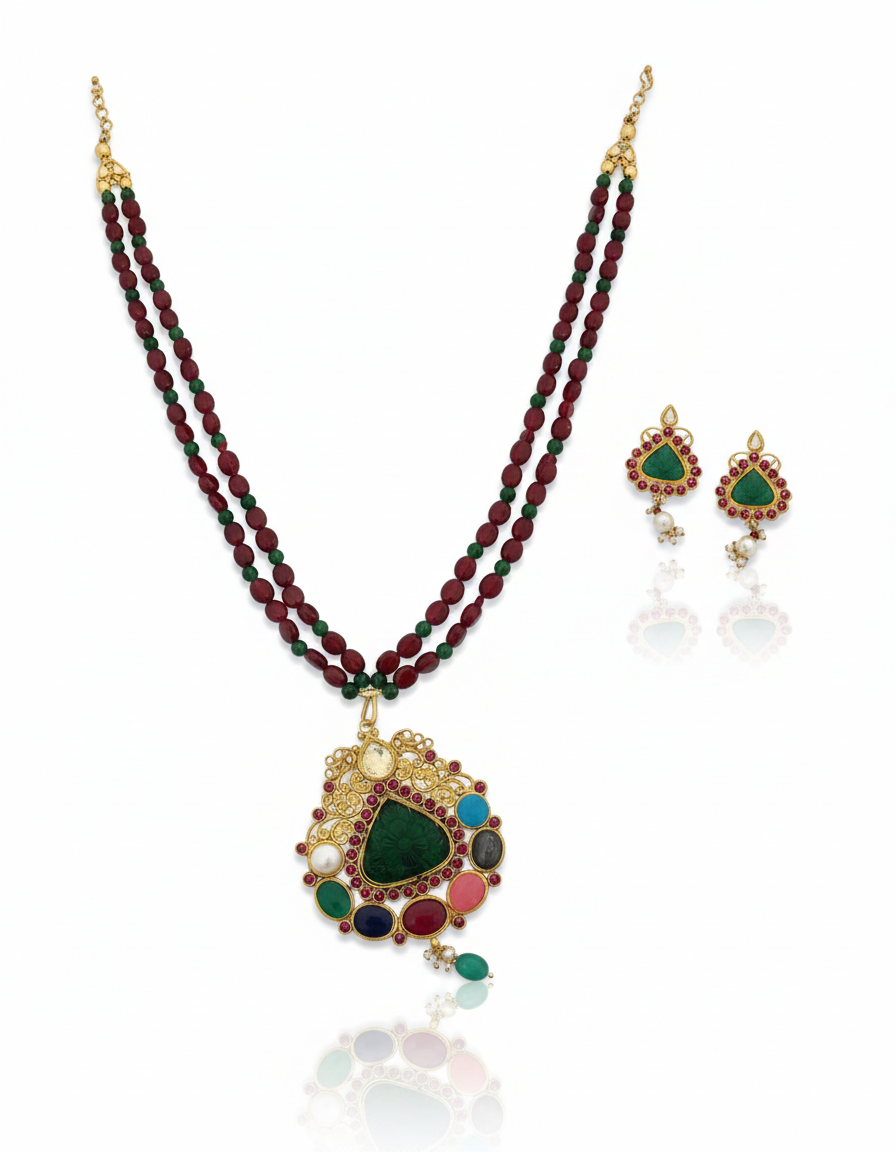 Multicolor Pendant Beaded Necklace Set - Image 4