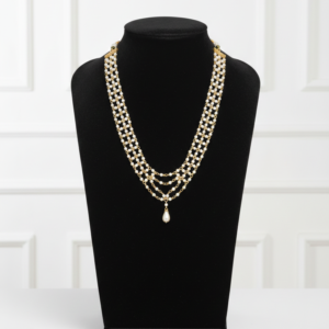 Triple-Strand Pearl Festoon