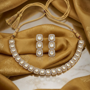 The Crystal Pavilion Geometric Polki Set