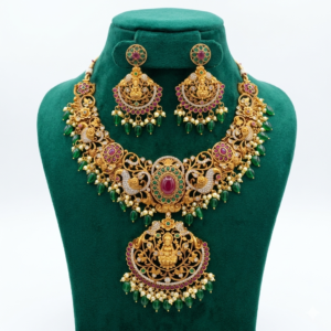 Imperial Guttapusalu Emerald & Pearl Bridal Set
