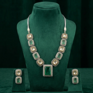 The Emerald Mosaic Geometric Polki Set