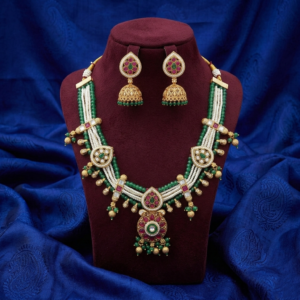 Royal Emerald & Pearl Guttapusalu Long Haram Set