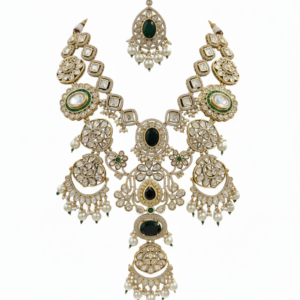 Regal Polki & Emerald Heritage Bridal Ensemble – Handcrafted Maharani Set
