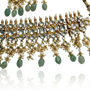 Regal Polki-Inspired Chandelier Necklace Set in Seafoam