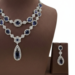 Rose Quartz Regal Haar: Dual-Layer Silver-Finish Set