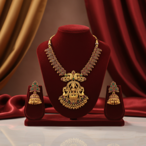 Heritage Lakshmi Kemp Long Pendant Set